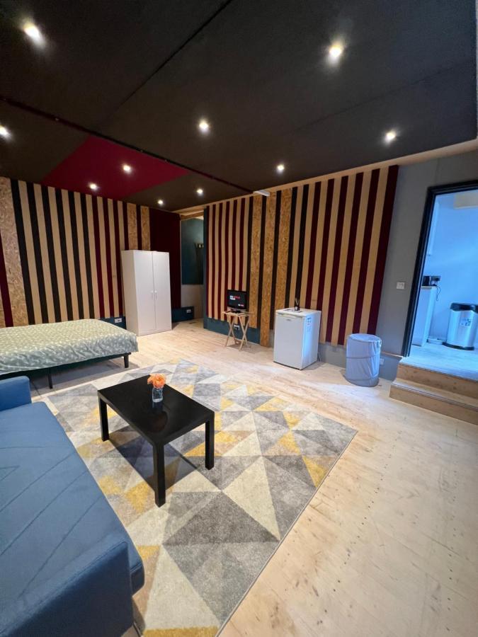 Newly Built Large Garden Ensuite Guest Studio Borehamwood Eksteriør billede
