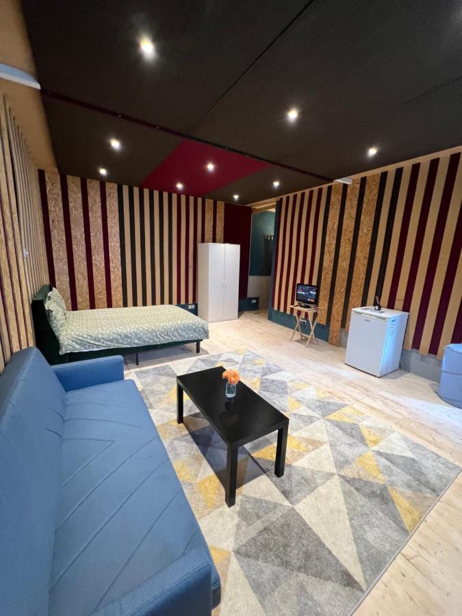 Newly Built Large Garden Ensuite Guest Studio Borehamwood Eksteriør billede